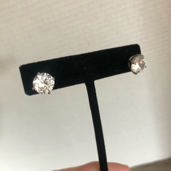 American Eagle Rhinestone Stud Earrings - Picture 4 of 7